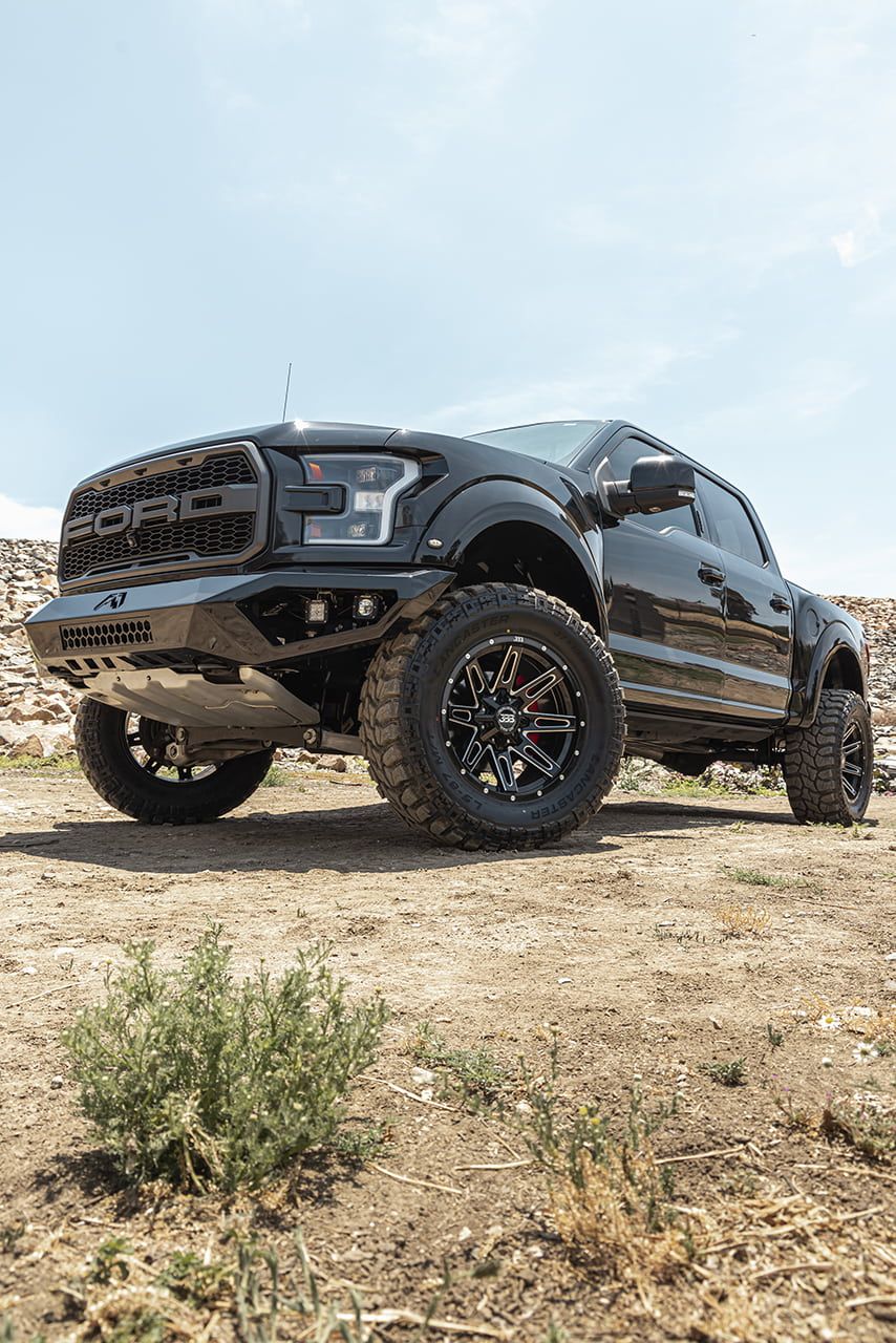 BBB H137 LB4 18x9 Gloss Black Milled 5x127/5x139.7 +0mm 78.1mm